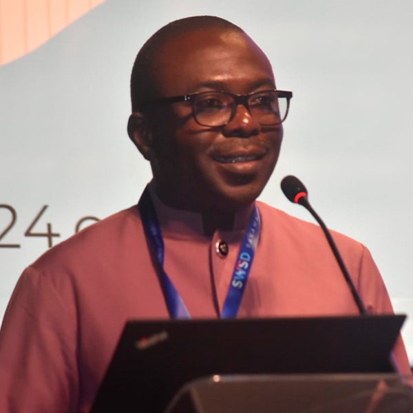 Joachim Mumba, presidente dell'International Federation of Social Workers (IFSW) 