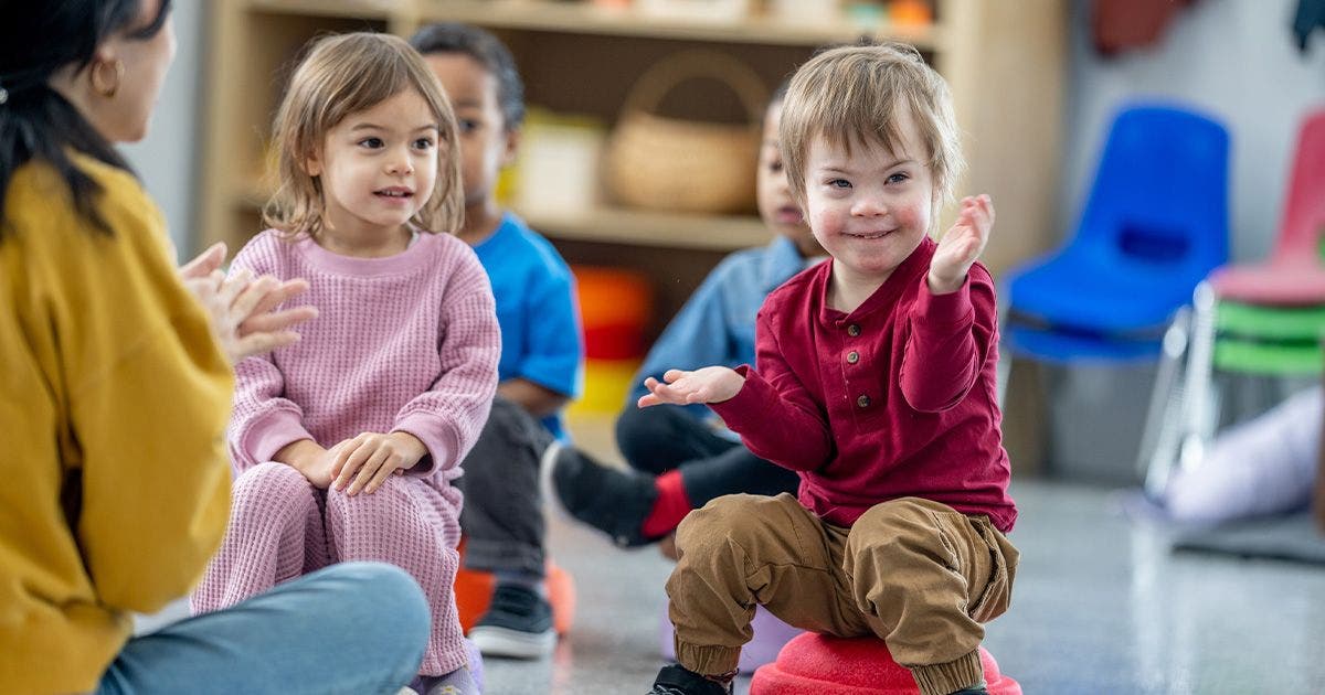 Quali strategie adottare per includere bambini con Sindrome di Down in classe?
