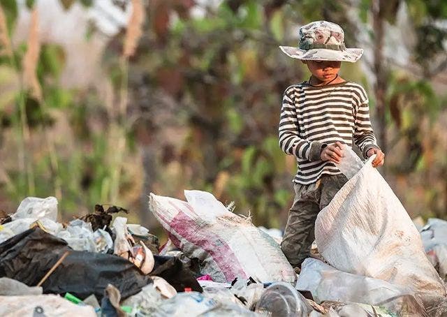 Come il “Poverty Aware Paradigm” può guidarci?