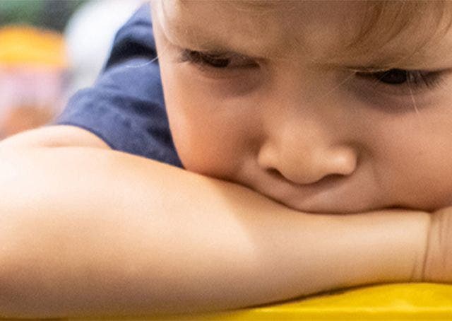 Come funziona l’autoregolazione emotiva dei bambini dalla culla all’età prescolare