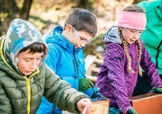 L’ambiente ci educa, educhiamoci nell’ambiente