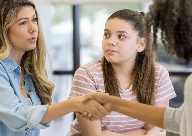 La presa in carico degli adolescenti in situazioni di violenza familiare: l’importanza di una progettazione “allargata”