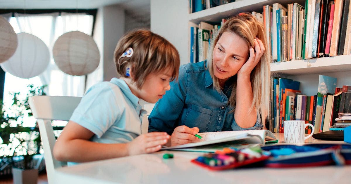 Nutrire le potenzialità linguistiche del bambino sordo