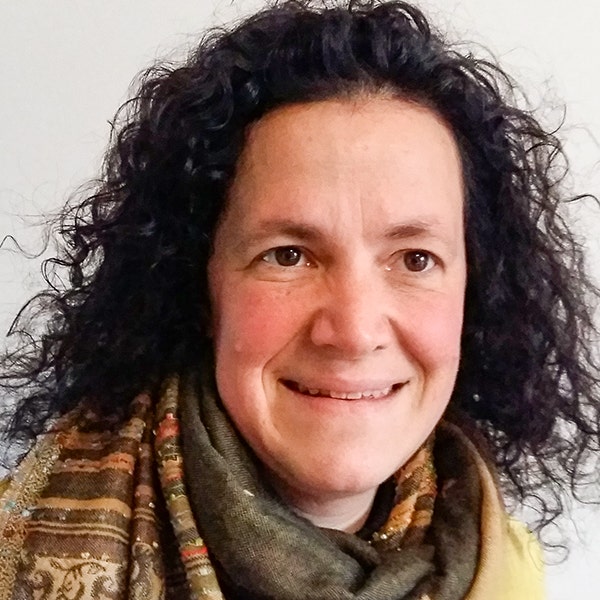 Lorena Curia